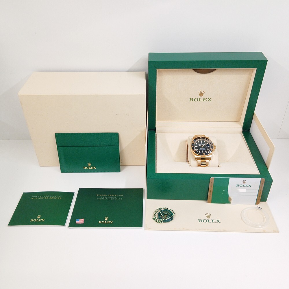 Rolex Submariner Date Yellow Gold Black Dial 116618LN