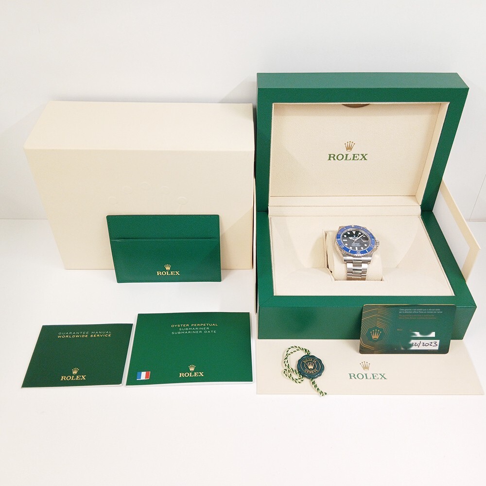 Rolex Submariner Date White Gold Black Dial 126619LB