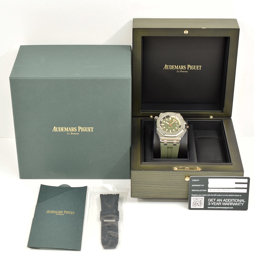 Audemars Piguet Royal Oak Offshore Diver 42 Stainless Steel Green Dial 15720ST.OO.A052CA.01