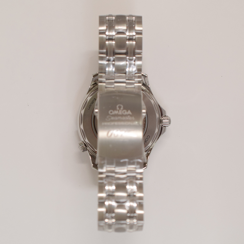 Omega Seamaster Diver 300M Co-Axial Stainless Steel White Dial 212.32.41.20.04.001