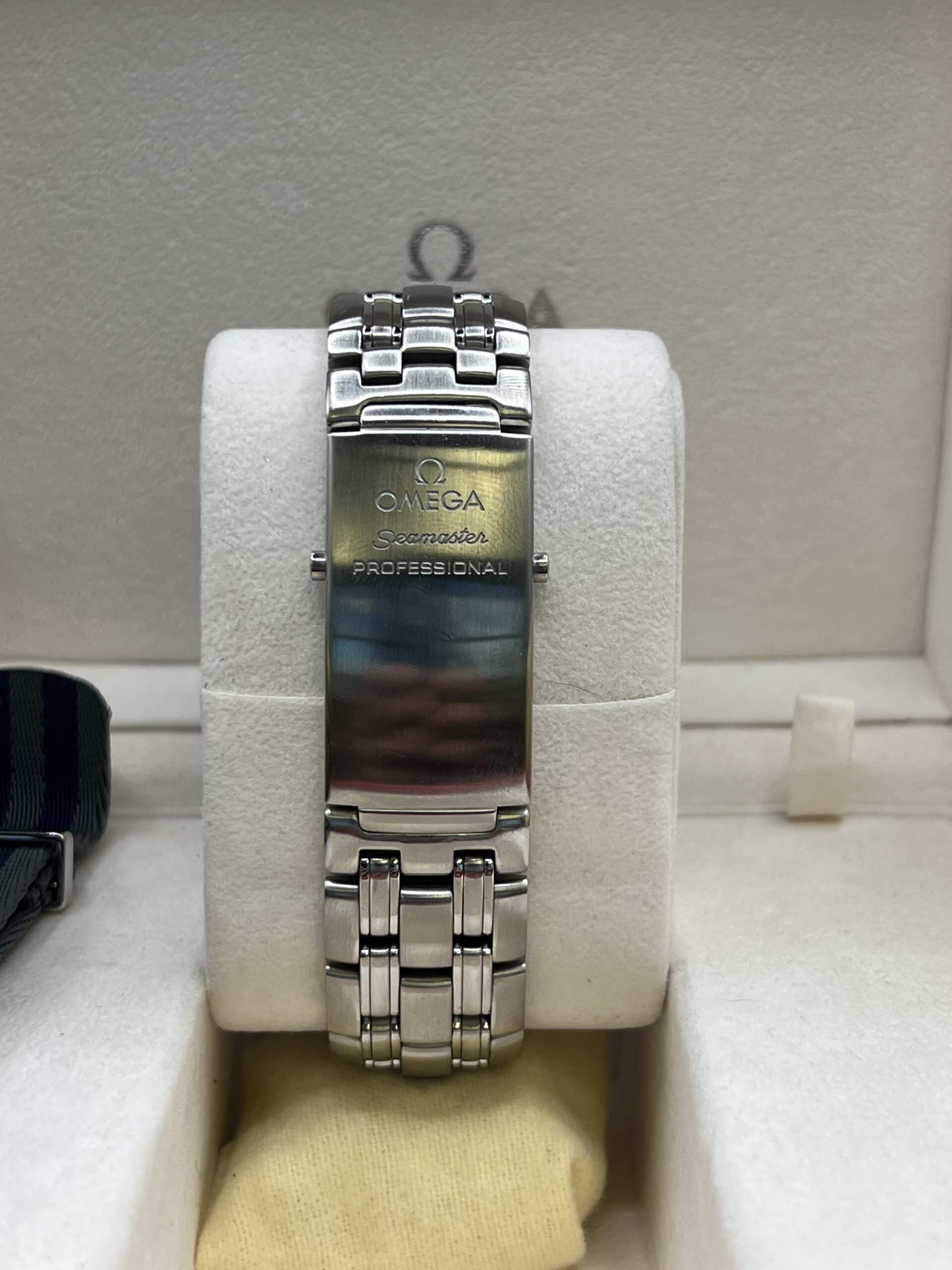 Omega Seamaster Diver Stainless Steel Blue Wave Dial 2225.80.00