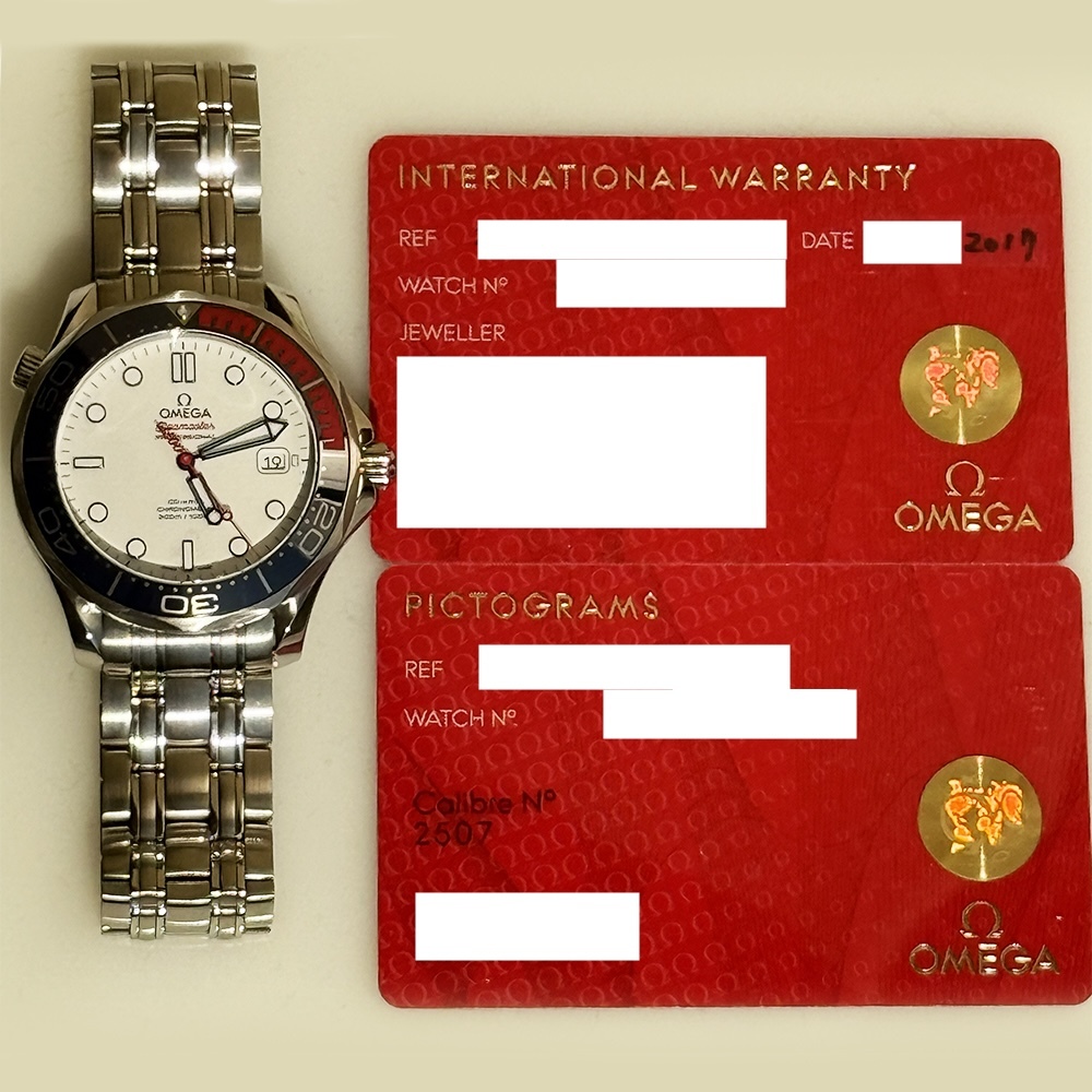 Omega Seamaster Diver Stainless Steel White Dial 212.32.41.20.04.001