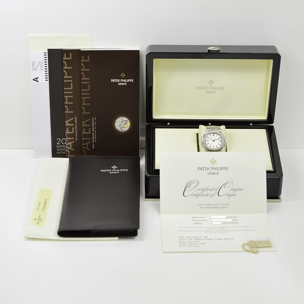 Patek Philippe Nautilus Stainless Steel White Dial 5711/1A-011 Bracelet