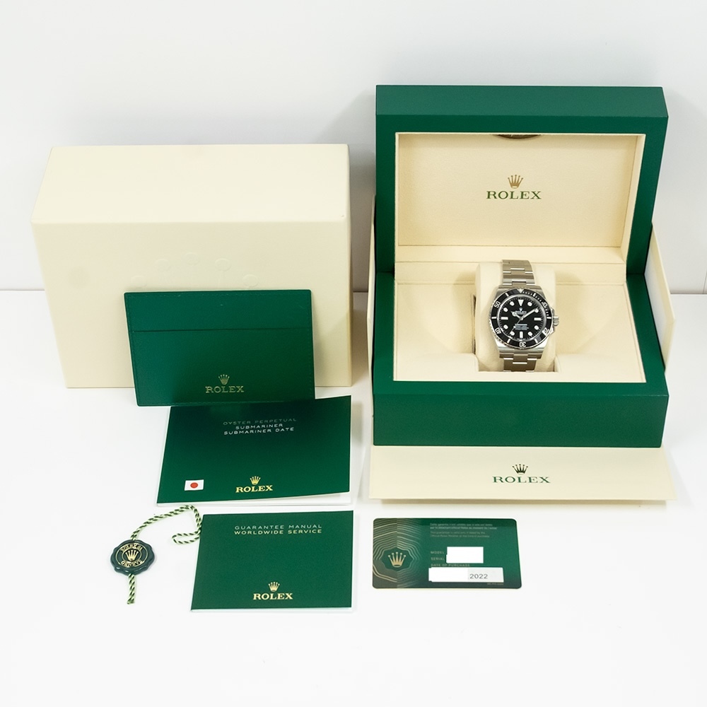 Rolex Submariner (No Date) Stainless Steel Black Dial 124060