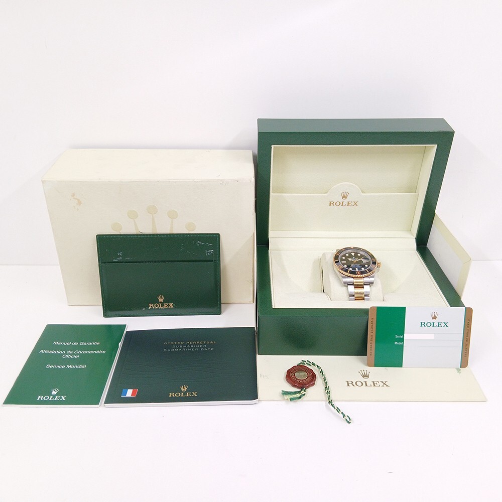 Rolex Submariner Date Black Bezel Stainless Steel/Yellow Gold Black Dial 116613LN