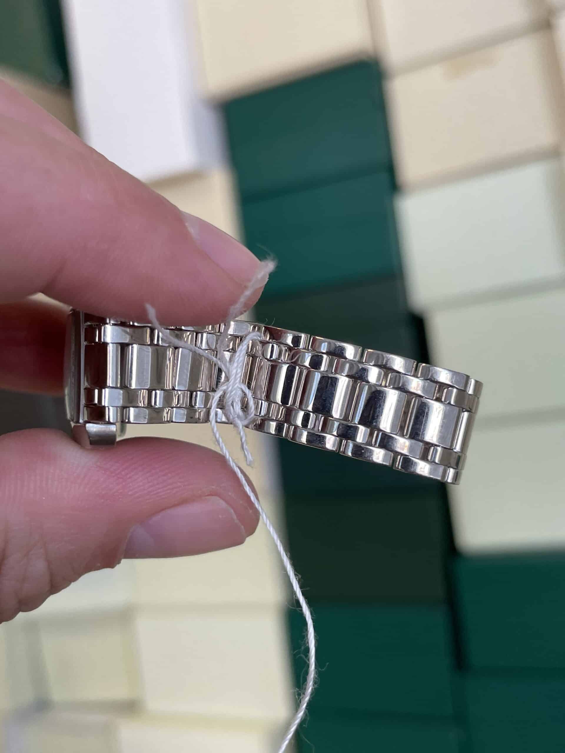 Cartier Naked K Wg Wpb Watch Co