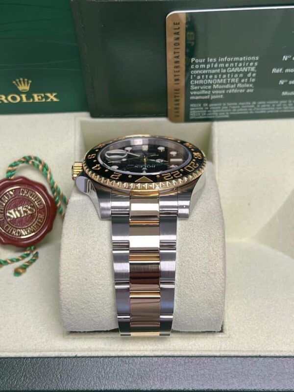 Rolex GMT-Master II 16713LN Bracelet 2