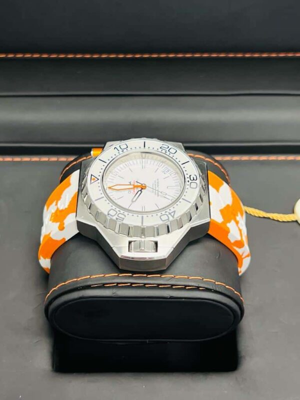 Omega Seamaster PloProf Crown
