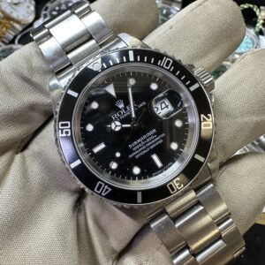 Rolex Submariner Date